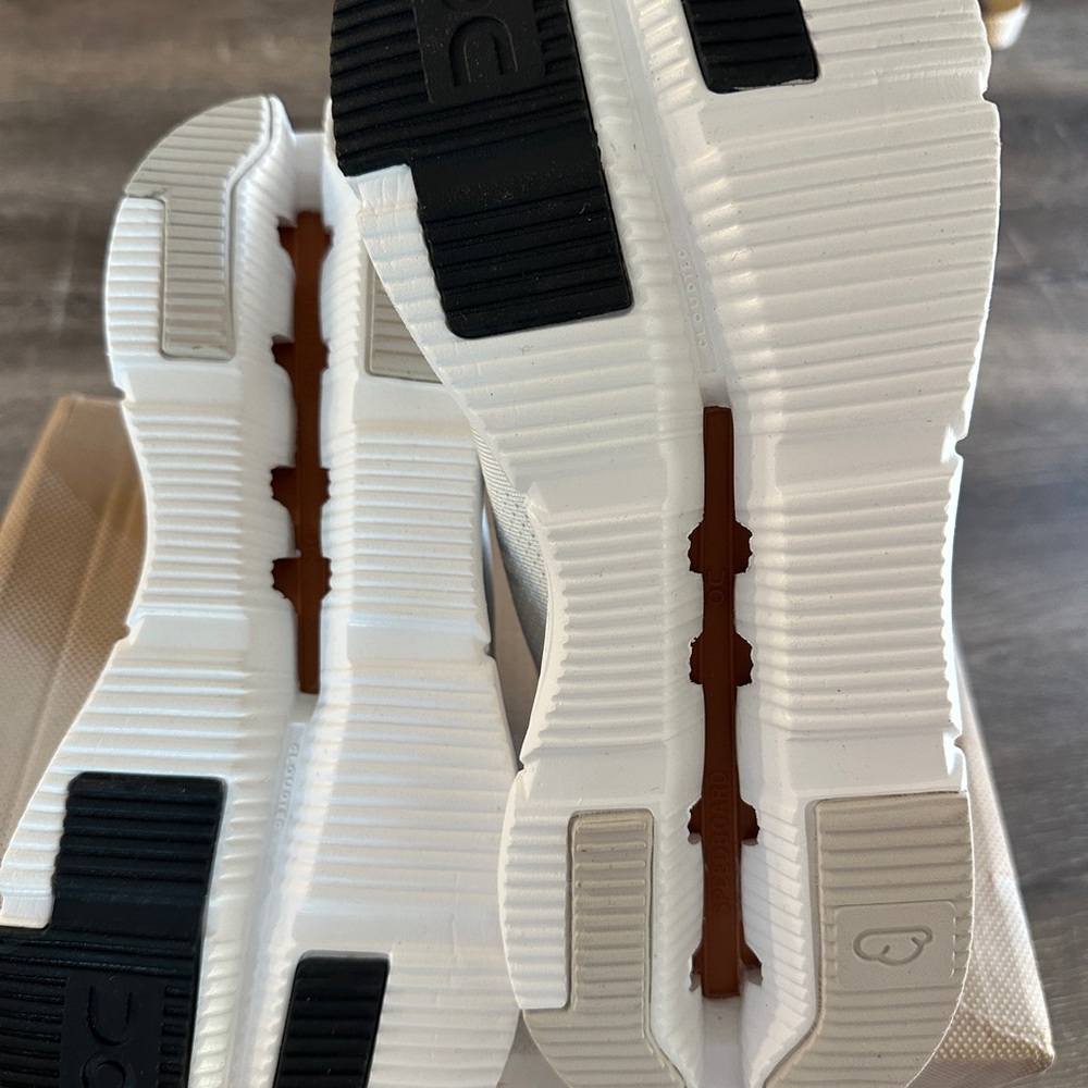 Brand new On Cloud Cloudnova men’s 8.5 sneaker